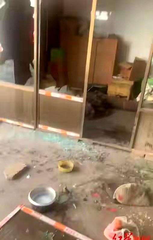 狗咬人案再曝细节！申家女儿才是高手	，一条信息让闯宅者人财两空