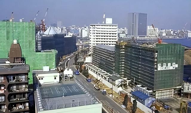 亚洲第一个倒下的国家即将出现？曾比肩中国，如今走上日本的老路