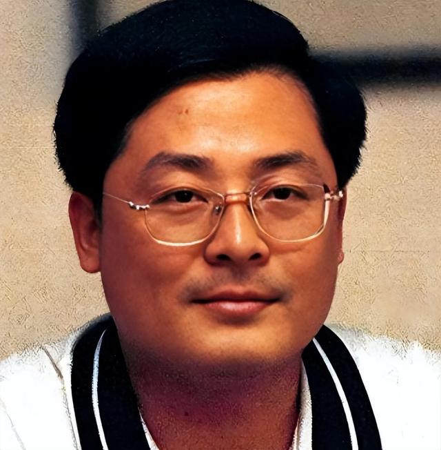 中国首位被注射死刑亿万富翁，临死前挣扎：我捐495亿，饶我一命