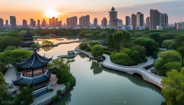 江苏第一大城市，相当于3个南京，2个苏州，如今却无人问津