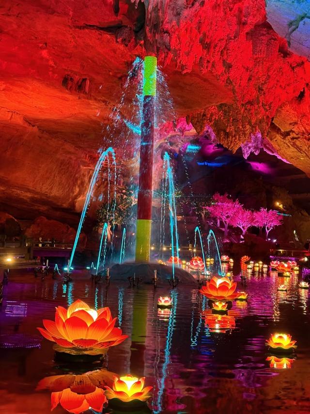 大批候鸟老人涌入池州，打着旅游的名义，不过冬不避寒，要干嘛？