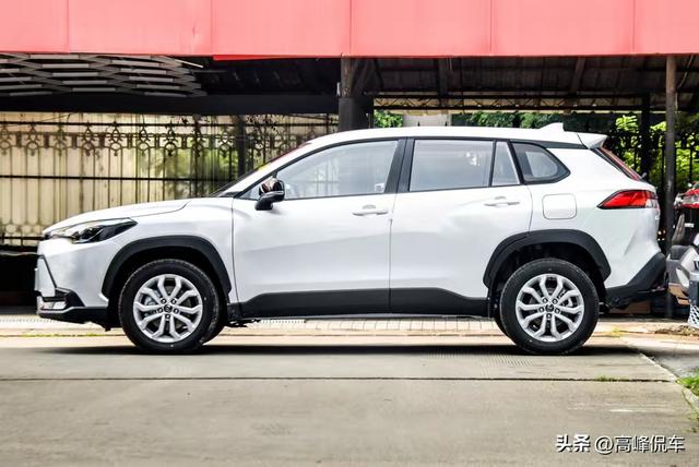 10万级日系SUV双雄对决：逍客VS锋兰达，谁才是家用真香之选？