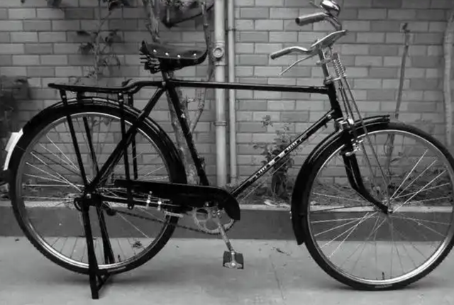 新中国诈骗第一案：1960年有人伪造周总理签名，骗取央行20万巨款