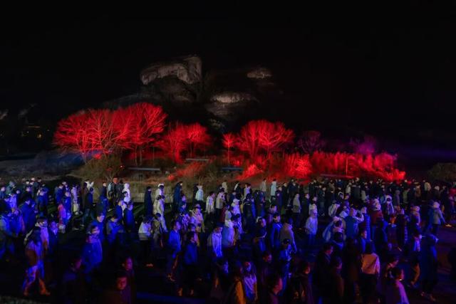 赴约吗？印象大红袍的精彩，今夜依旧