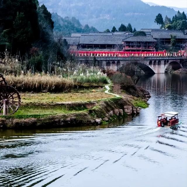 古镇藏岁月，时光伴清欢，这个母亲节陪妈妈去柏林古镇走走！