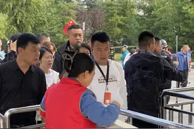 中秋国庆假期首日华山客流平稳有序图片