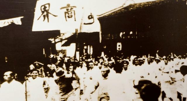 张宗昌有多变态？求雨不成炮轰龙王，兽性大发时竟将姐妹同时强奸