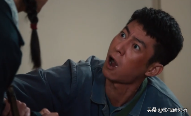 才播1集，收视率破3，央视押对宝了，终于有让我熬夜追的年代剧
