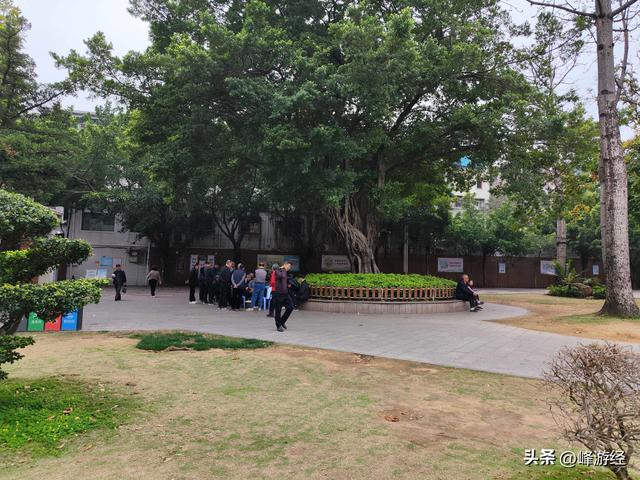 金砂公园，承载着很多老汕头人的记忆，70后称它是当年拍拖的地方