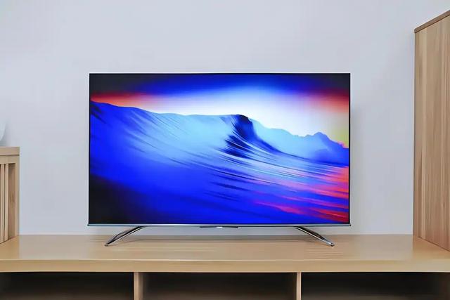 OLED、QLED和Mini-LED屏幕技术的区别是什么？哪种适合家用？
