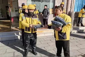 可享受免费充电宝、骑手优惠餐，美团为骑手送上多项冬季关怀图片