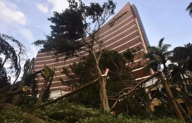 三连升！霍启刚官宣喜讯，新身份给郭晶晶长脸，让李嘉诚不敢吭声