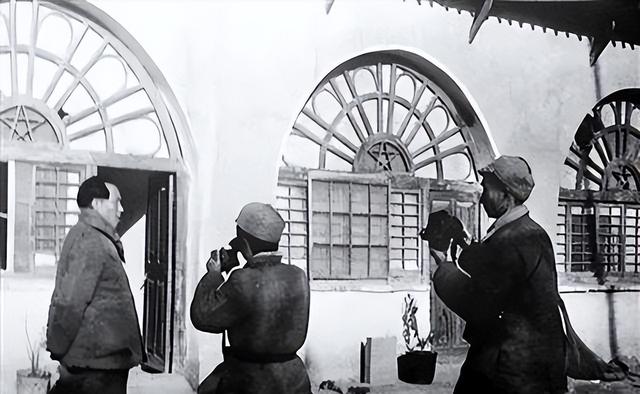 毛主席一生不进故宫，终生再未回延安？周总理的一句话道出实情！