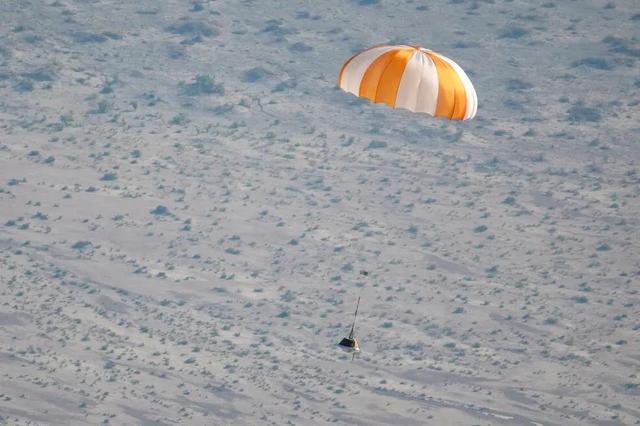 难道被美国骗了？天问二号再次发回照片：暴露真实宇宙景象