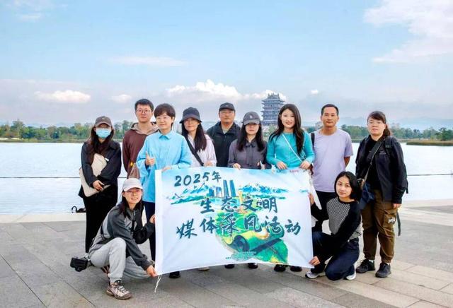 【美丽四川】探索成都：镜里镜外的山水美‖滕林君