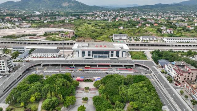 这条铁路增开列车啦!想旅游,去就对啦