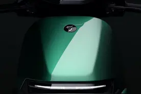 国补后只要3500元！智能车天花板最远可跑90公里，九号小牛各一款图片