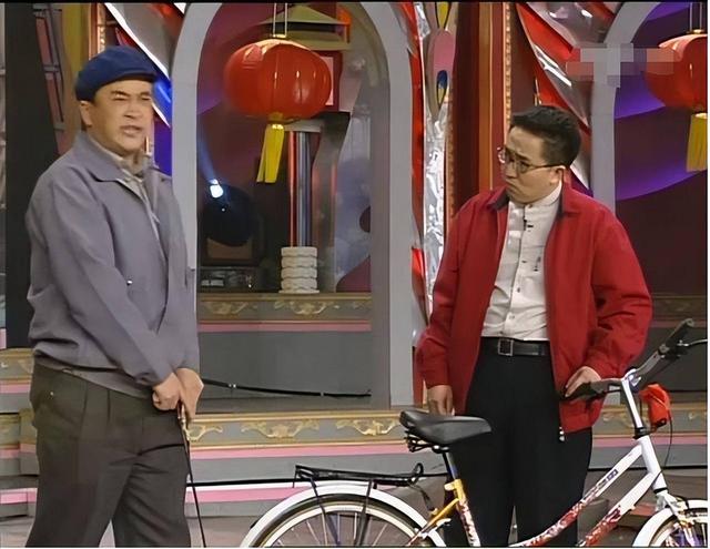 二婚娶丫蛋为妻，俩人相差十多岁，句号为当初的选择承担了责任