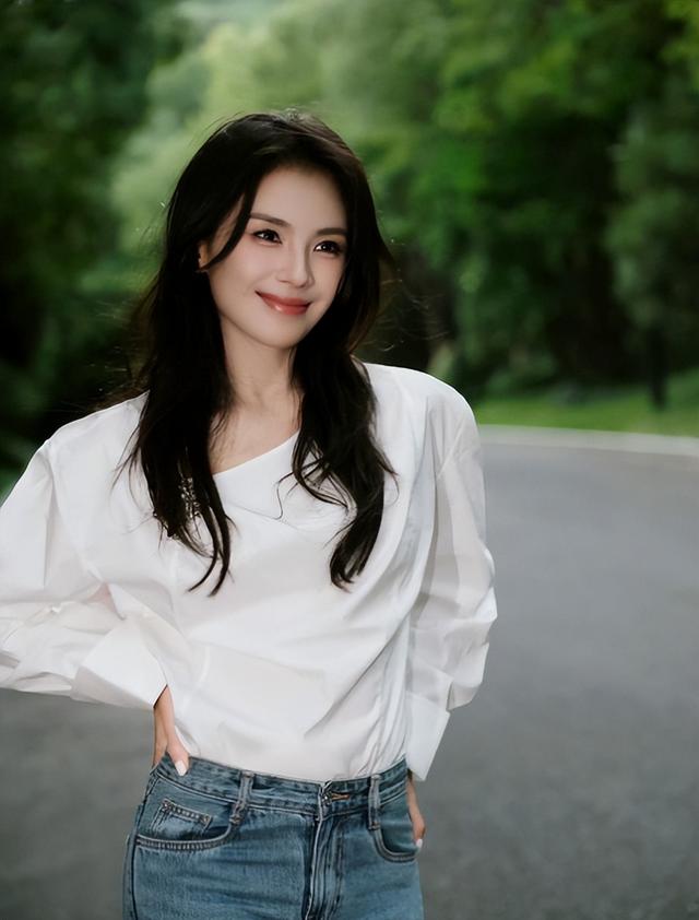 钱再多有什么用？刘涛如今的现状，给所有45岁以上女性提了个醒