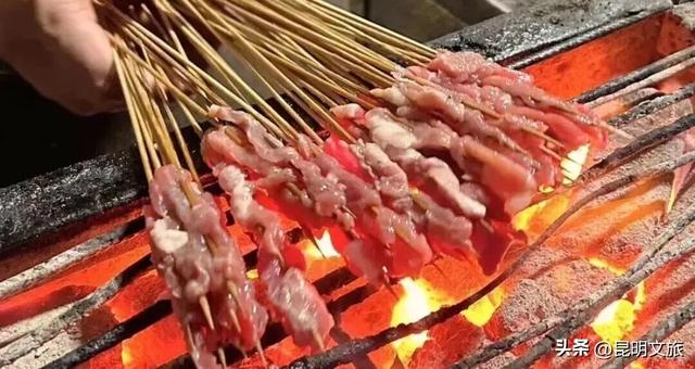 烟火气+文艺范！老街巷CityWalk，用1天时间触摸昆明最本真、最鲜活的生活气息~