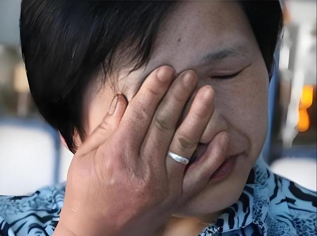 人狠起来究竟有多可怕？15岁女孩受虐5年，被利器撬掉所有牙齿！