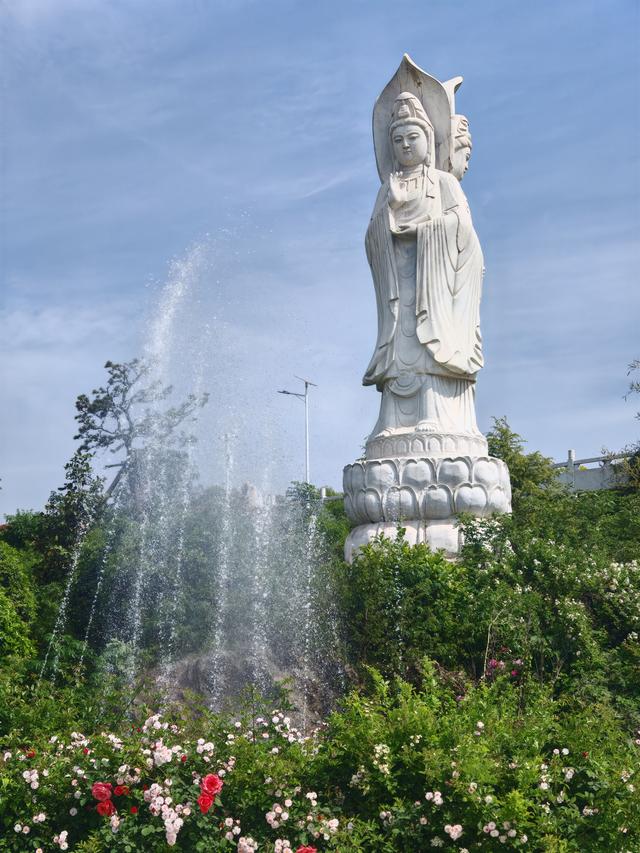 兴山陵园：山水环抱间的文化福地