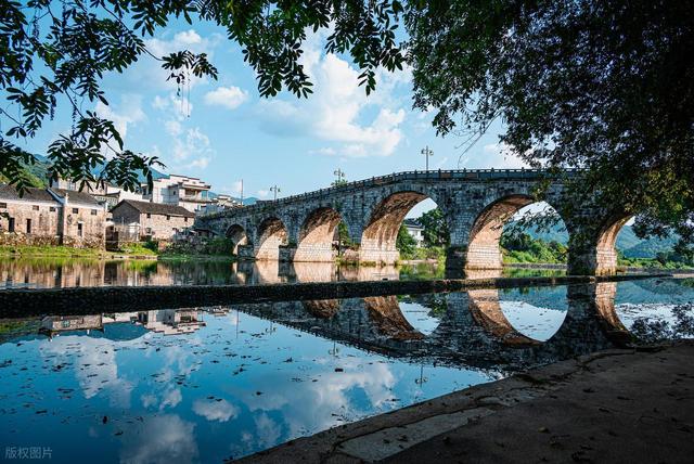 10月适合去的5个小众旅行地，人少风景美，通行条件佳