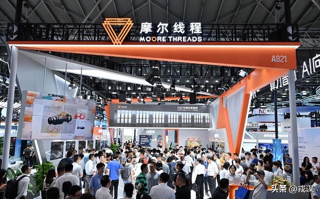 算力垄断破防！中国算法逆袭美国芯片政策秒变笑话，中国拿捏H20