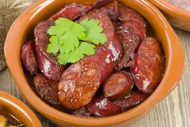 冻久了的腊肉、香肠不能吃，容易致癌？是真是假？答案来了图片