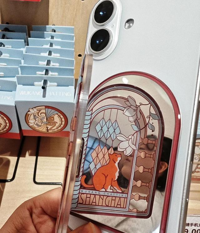 被徐汇秋天“落叶画”硬控！这就出门捡叶子去