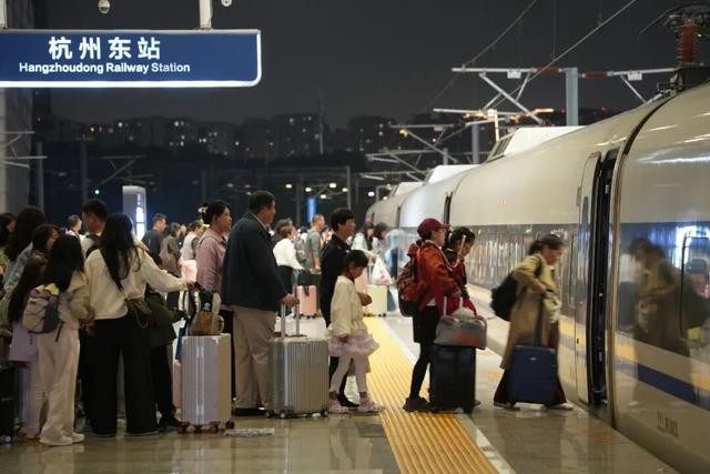 假期不是用来完成KPI的，它最大的意义就是允许你“无所事事”