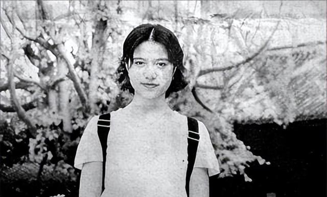 事实证明，嫁给大54岁杨振宁的“糊涂人”翁帆，才是真正的赢家