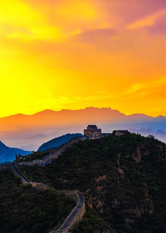 巨龙盘踞金山岭长城！