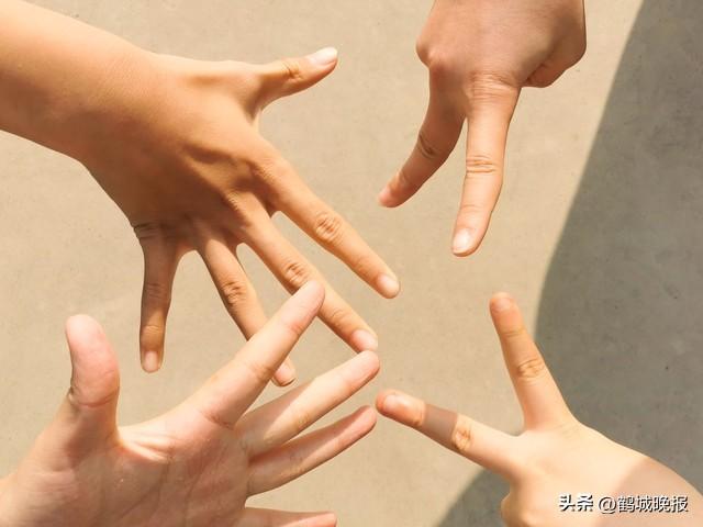 越南七日游后，我被这四个 "混搭" 惊到了！穿奥黛的姑娘喝法式咖啡，中药铺摆着法文说明书？