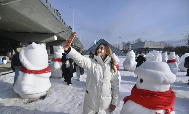 Hello冰雪Go吉林｜穿峡谷 看演出 外国媒体沉浸式体验长白山文旅
