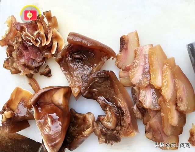 烟熏腊肉吃前怎么处理？好方法做出来好吃！