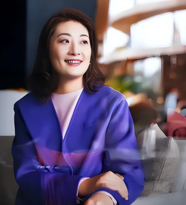 官媒发文！宗馥莉再破"天花板"	，让亲叔宗泽后和商界刮目相看