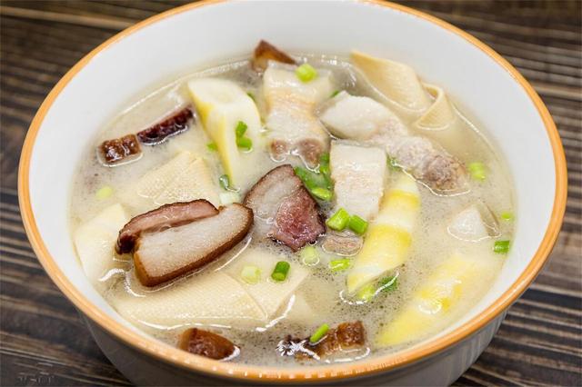 花胶瑶柱瘦肉汤冬菇汤 2026年花胶瘦肉瑶柱汤功效