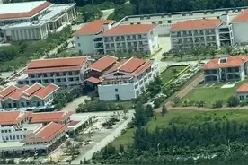 中国南海的两个错觉，西沙岛屿昔日植被繁茂，南沙岛礁十分荒凉图片