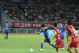 “南哥”重回榜首！南通队2:1战胜徐州队图片