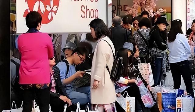 好言难劝该死的鬼？赴日旅游警示下，执意飞日本的国人到底图啥