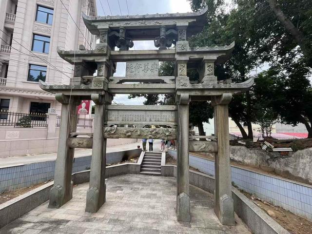 仙游县道光年间＂一村两牌坊＂