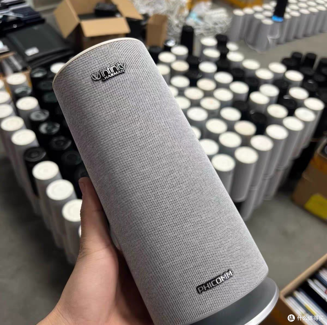 10万箱货高端音箱流入二手市场，价格50元起，燕飞利仕哈曼的喇叭