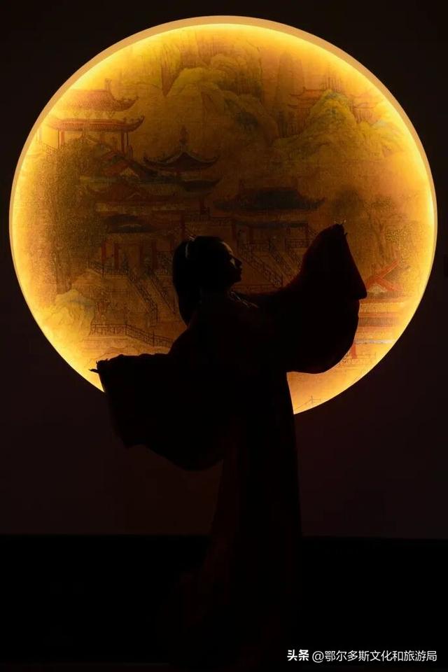 走，去鄂尔多斯文化产业园当主角！