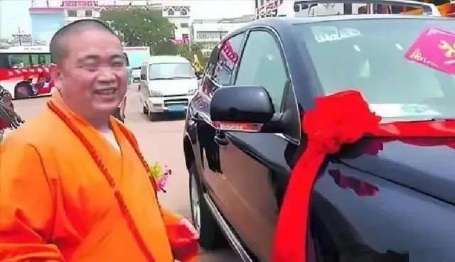 少林寺方丈释永信被捕！从一代宗师到阶下囚，发生了什么