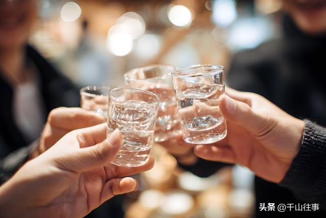 奉劝已退休的6070后：退休后再有钱有闲，也不能经常去这8种地方