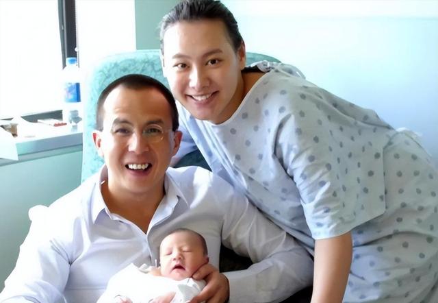 2909亿身家有何用？97岁的李嘉诚无力回天，两个60岁儿子已成心病