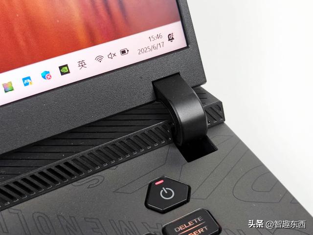 AMD 锐龙9 9955HX3D是如何制霸移动端的？ROG 魔霸9笔记本电脑测试