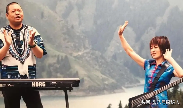 她连上4次春晚，和恩师同居怀孕，被骗流产，如今57岁依然单身！