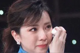 央视主持人李思思：嫁给大学同学，三年生俩娃，风光背后也有艰辛图片